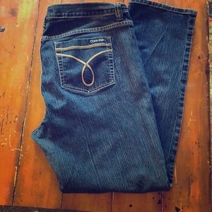 CK Calvin Klein 18W strength leg blue jeans.